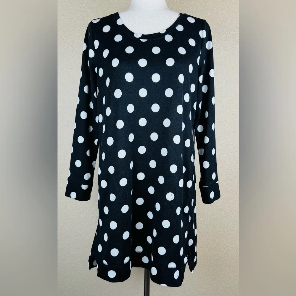 Kate Spade Black w/ White Polka Dot Long Sleeve Shift Dress. Size- M
